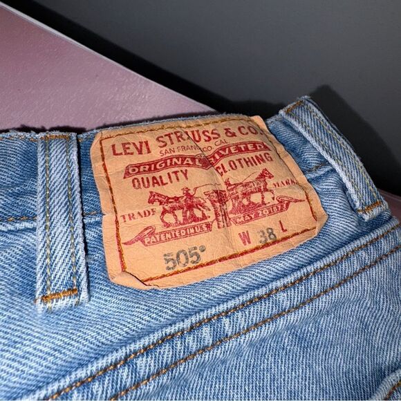Levi's 505 Blue Denim Jean Shorts - Picture 2 of 5